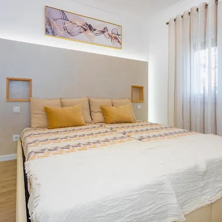 Refúgio Barcas * Lourinhã