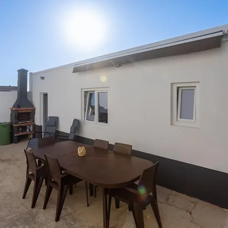 Refugio Barcas * Lourinhã